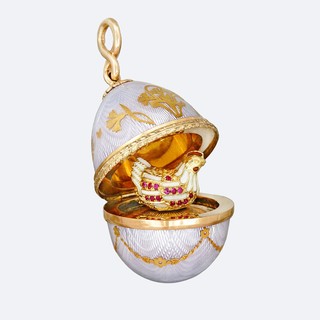Egg Medallion №6