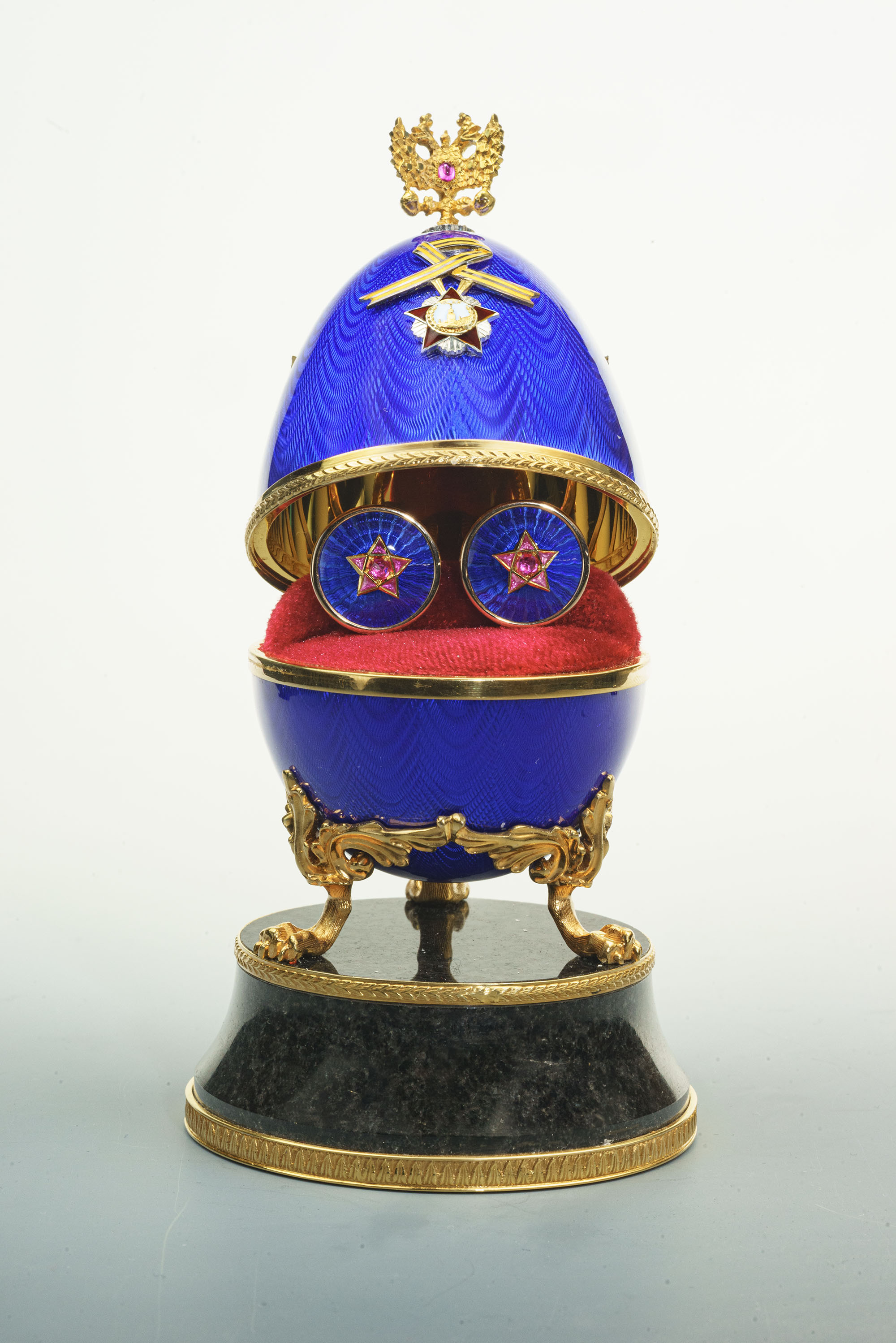 Фото EASTER EGG COMMEMORATING THE "75TH ANNIVERSARY OF VICTORY"